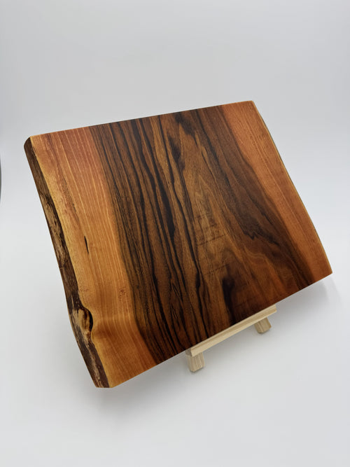 Patagonian Rosewood Serving Board – Wide Edge Flow