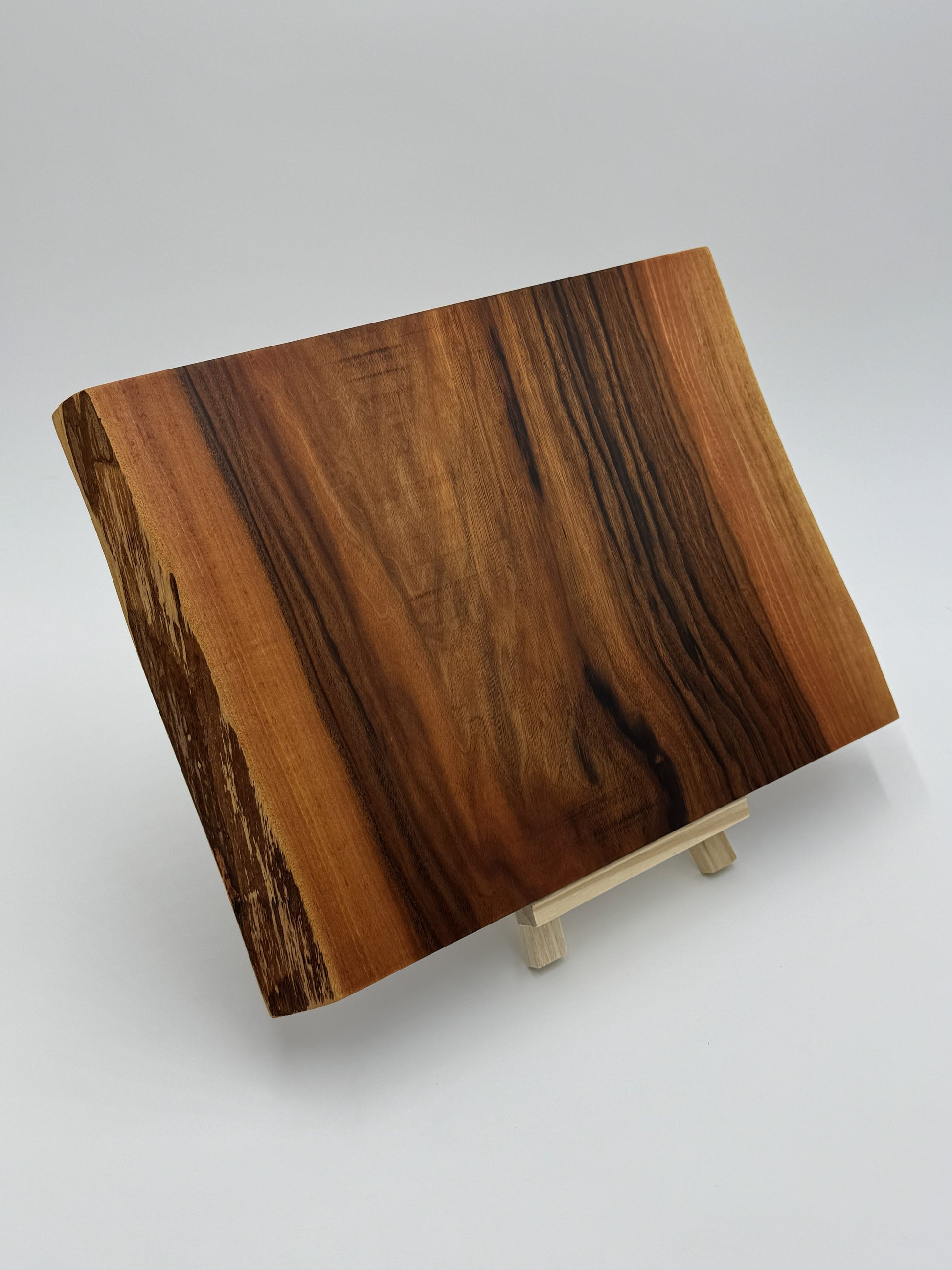 Patagonian Rosewood Serving Board – Natural Wave Form