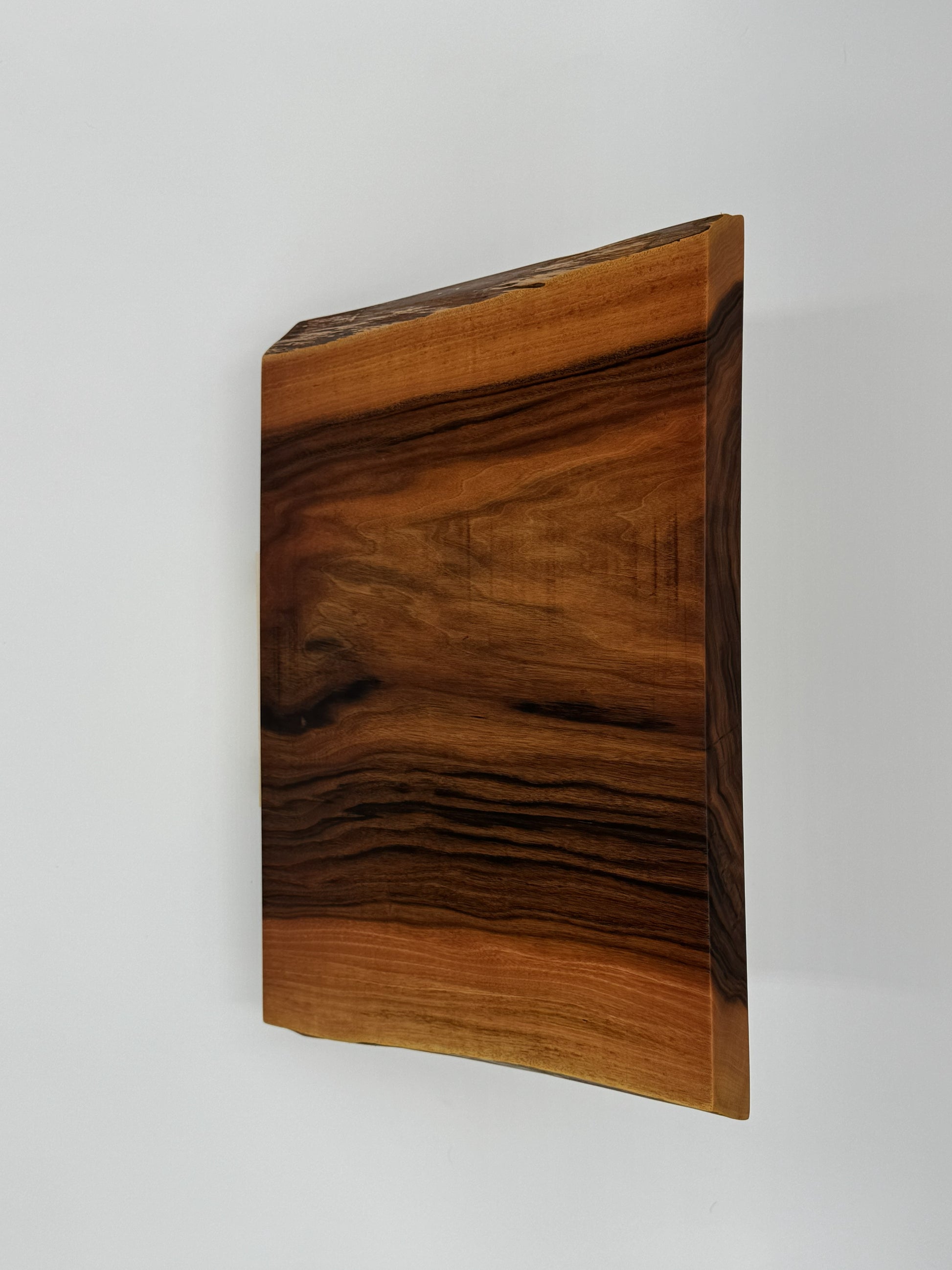 Patagonian Rosewood Serving Board – Natural Wave Form