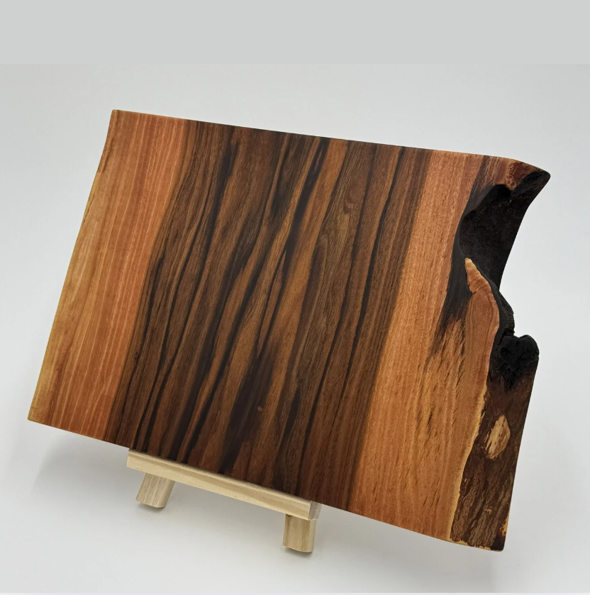Patagonian Rosewood Live-Edge Board – Deep Grain Curve